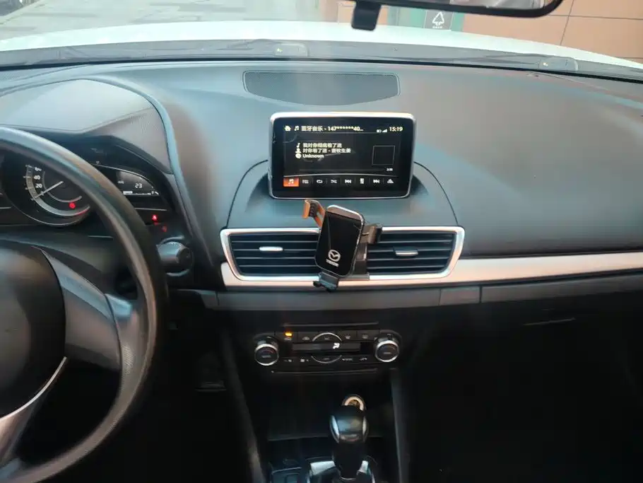 Mazda 3 Axela — миниатюра 13