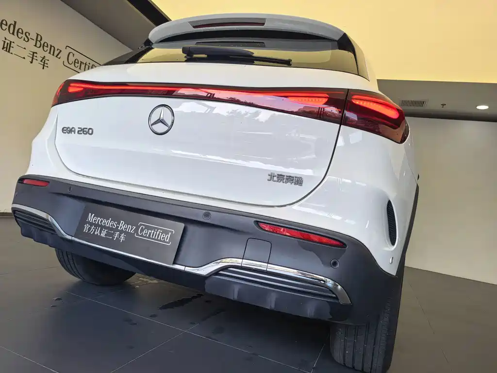 Mercedes-Benz EQA — миниатюра 9