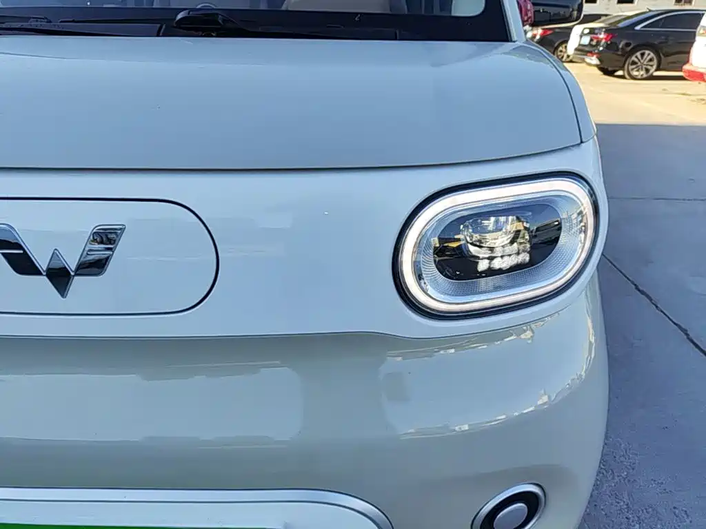 Wuling MINIEV — миниатюра 24
