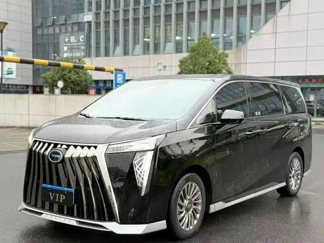 GAC Trumpchi M8
