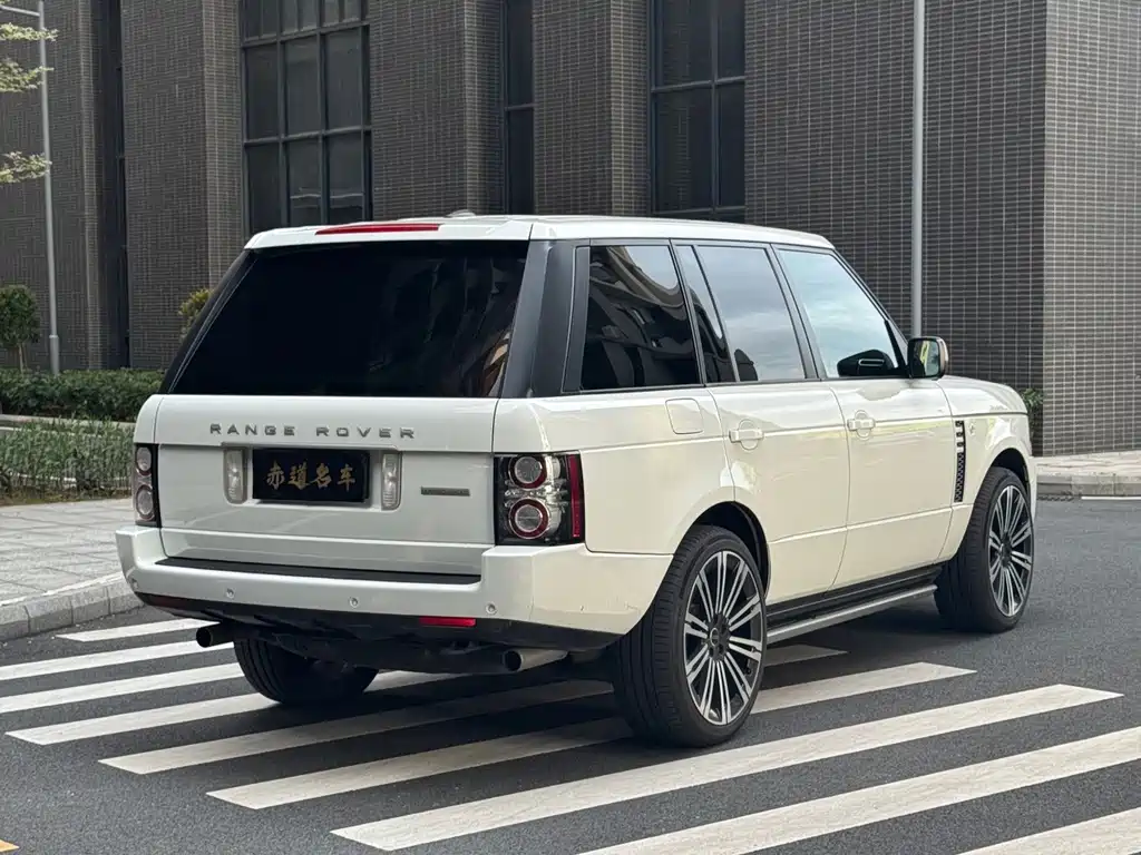 Land Rover Range Rover — миниатюра 4