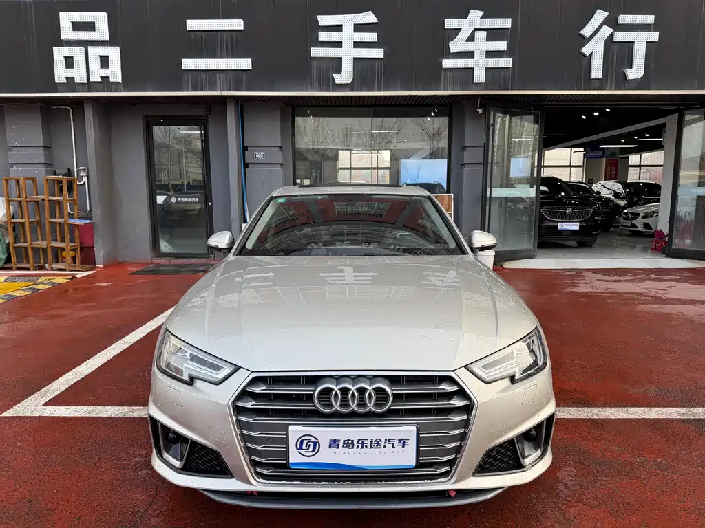 Audi A4L 2019