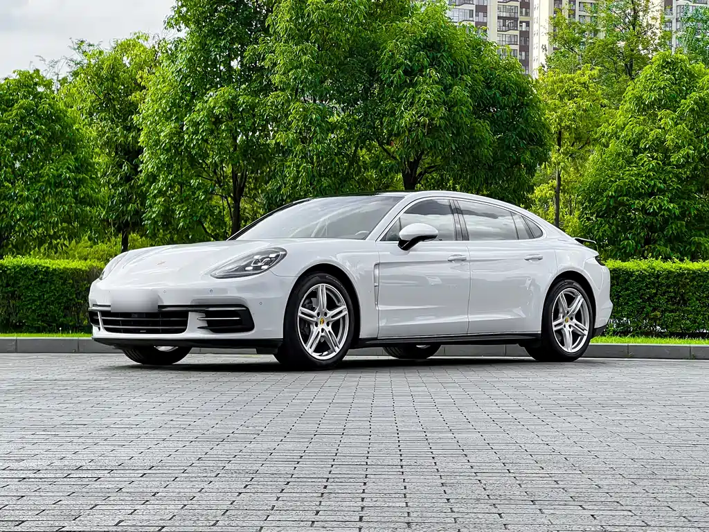 Купить Porsche Panamera
