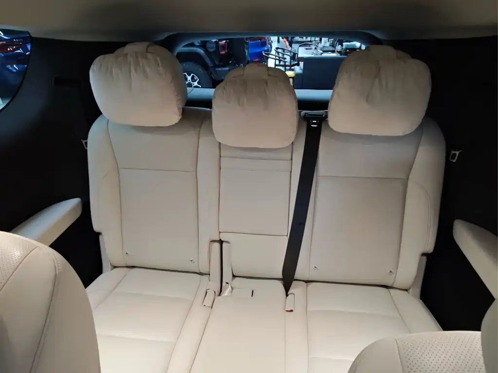 Li Auto Li MEGA — миниатюра 11