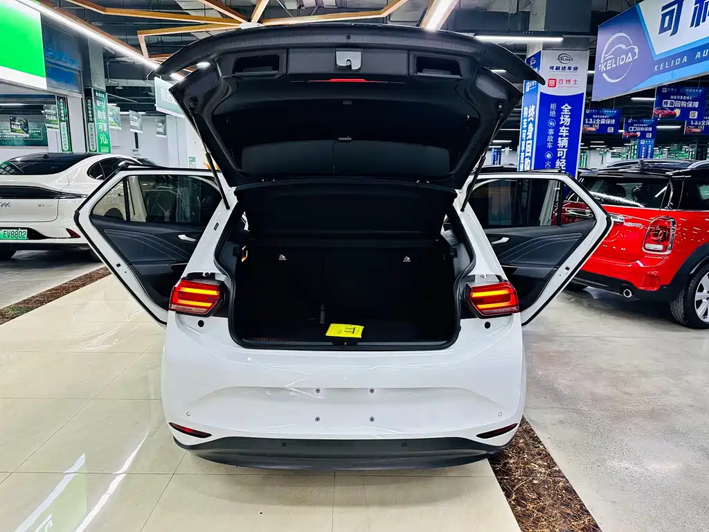 Volkswagen ID.3 — миниатюра 19