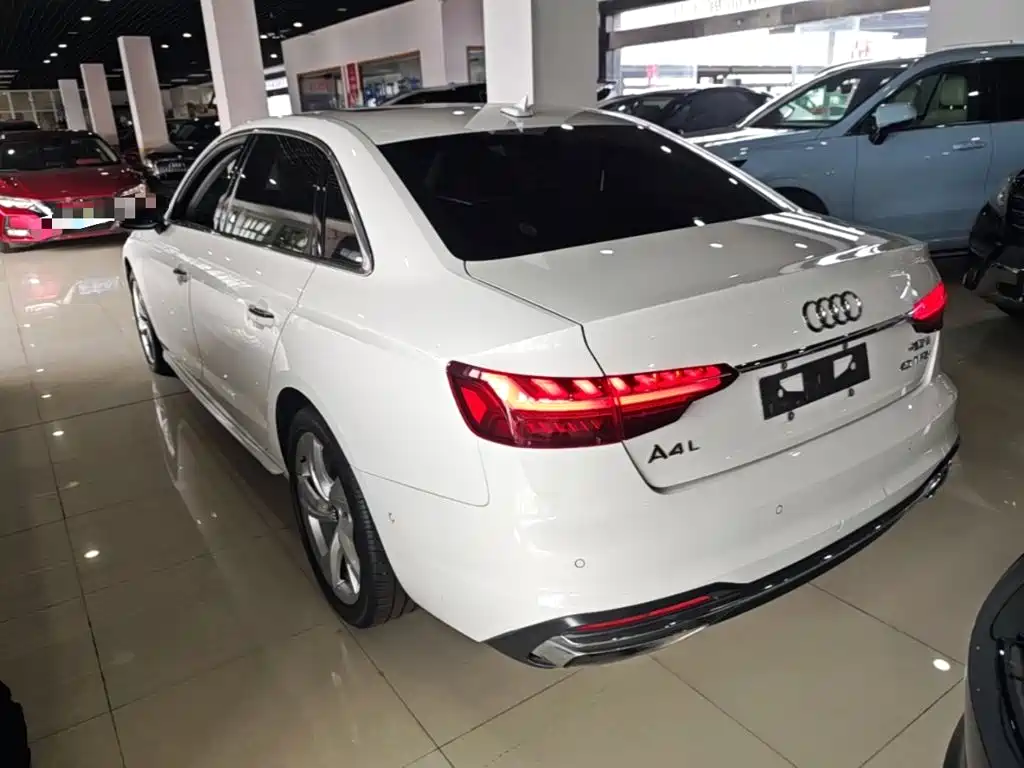 Audi A4L — миниатюра 5