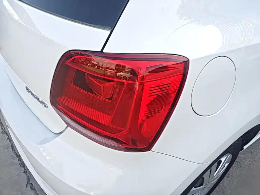 Volkswagen Polo — миниатюра 8