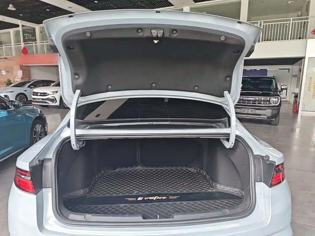 Geely Xingrui — миниатюра 19