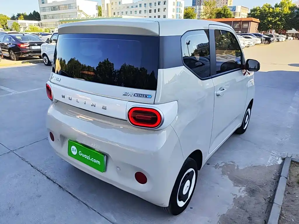 Wuling MINIEV — миниатюра 7