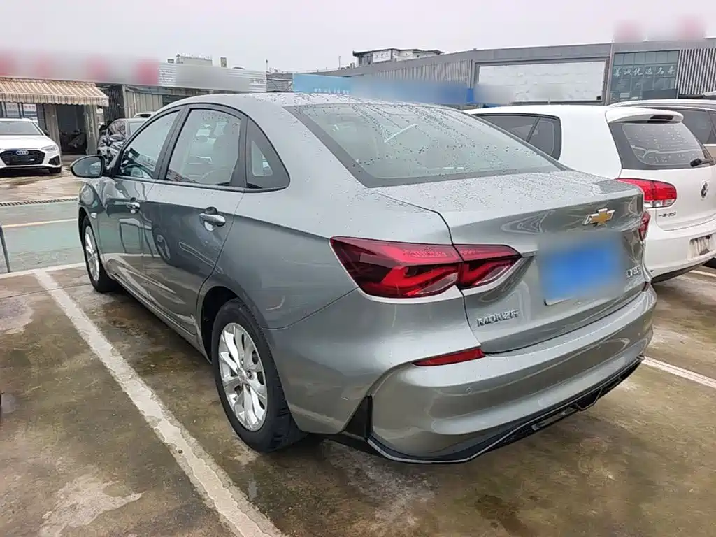 Chevrolet Monza — миниатюра 5