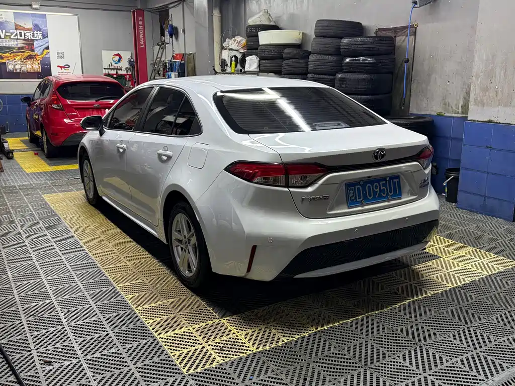 Toyota Levin — миниатюра 4