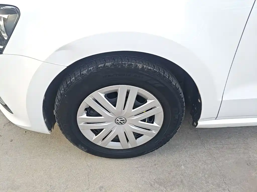 Volkswagen Polo — миниатюра 23
