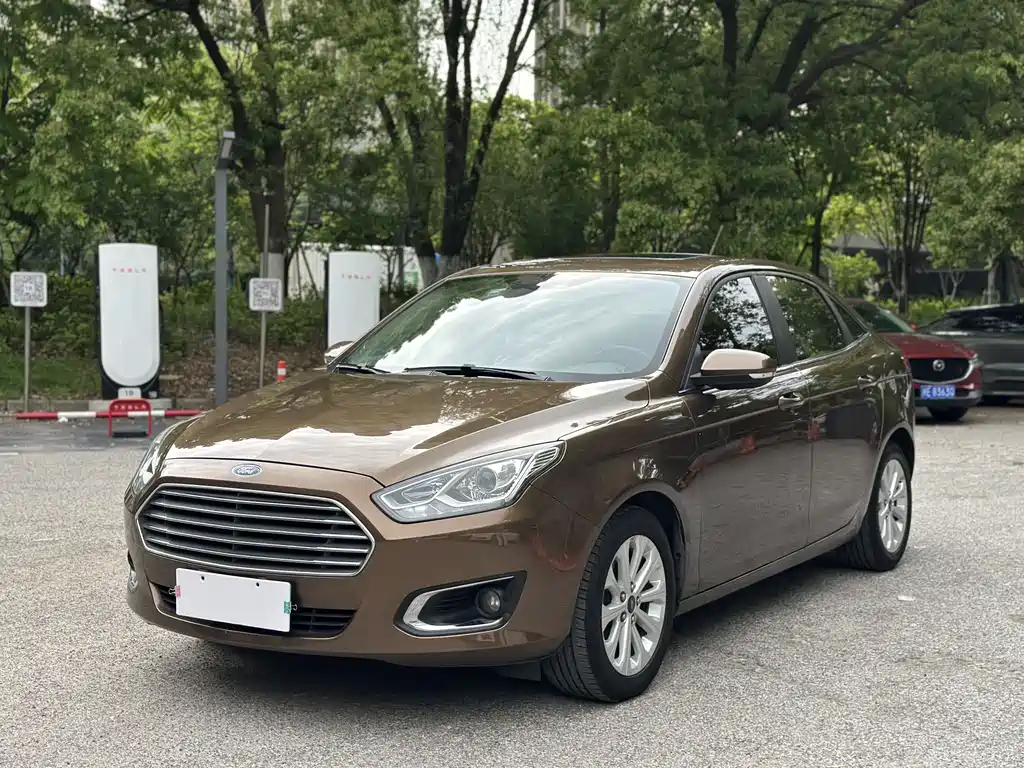 Ford Escort 2016