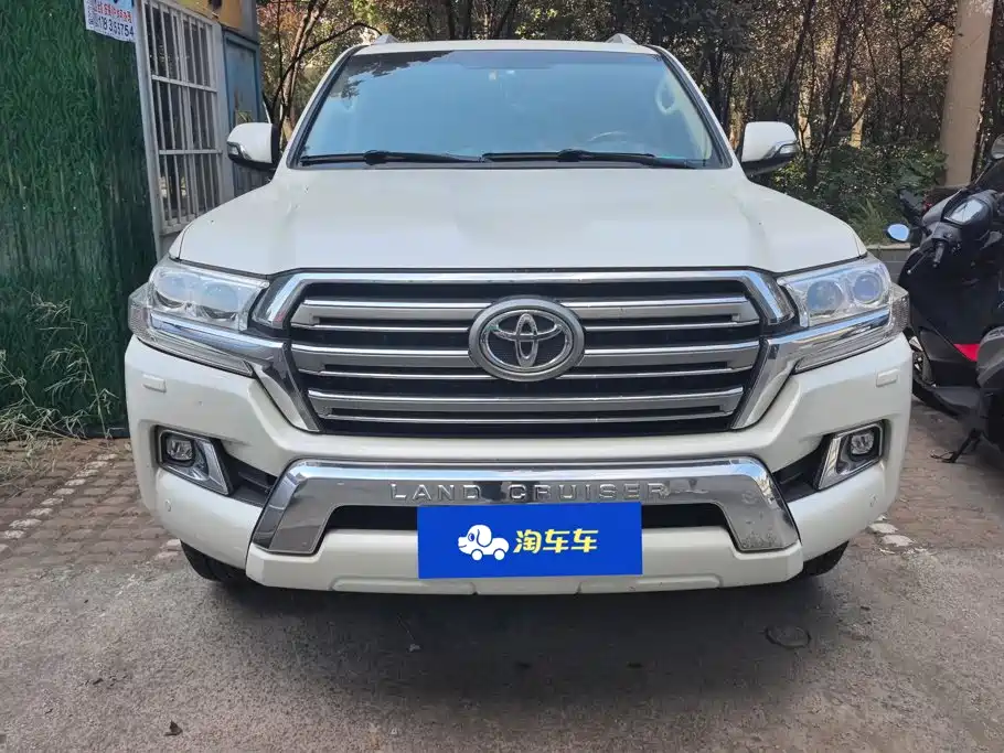 Toyota Land Cruiser — миниатюра 2
