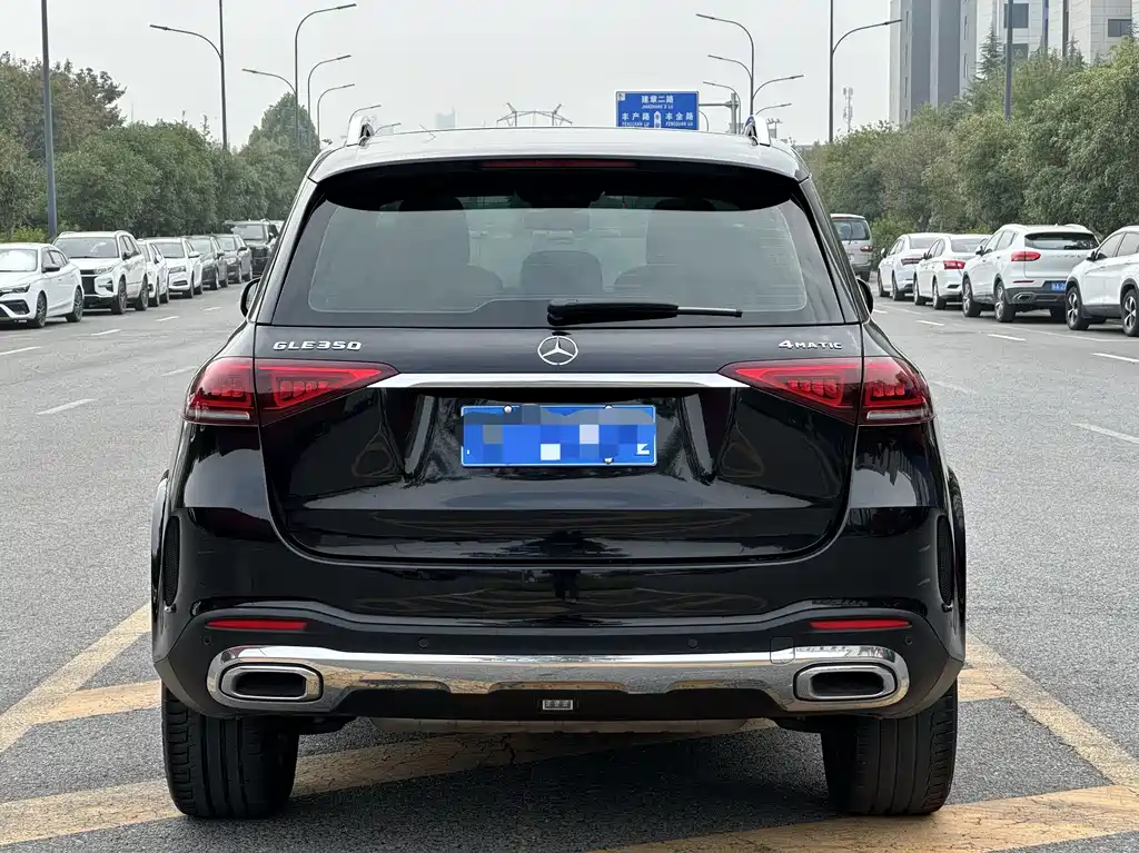 Mercedes-Benz GLE (Import) — миниатюра 8