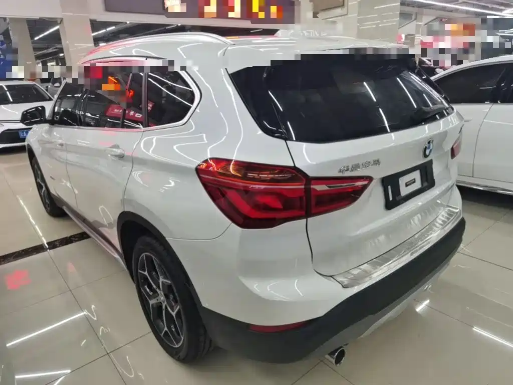 BMW X1 — миниатюра 5