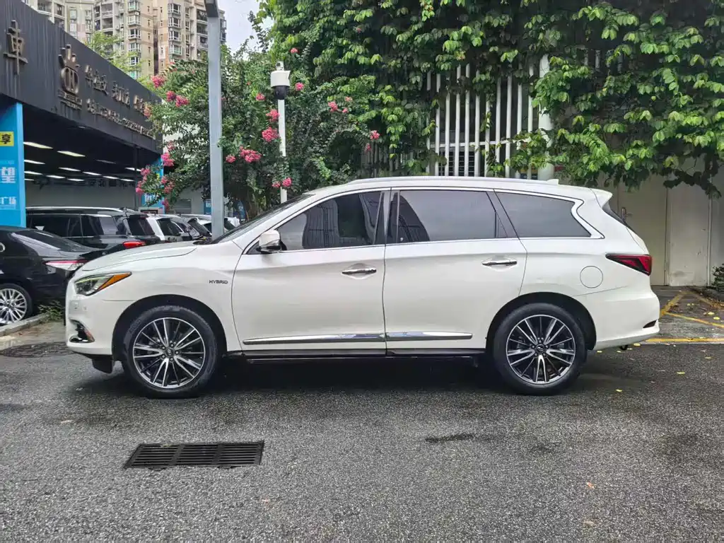 Infiniti QX60 2016 2.5 S/C Hybrid V
