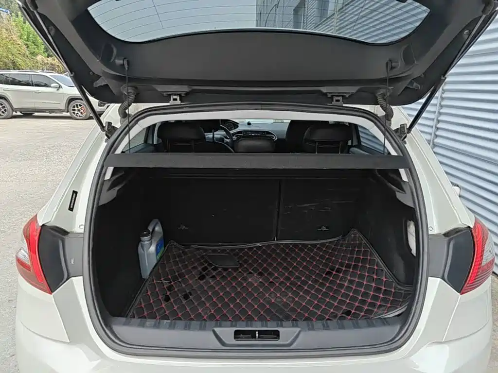 Peugeot 308S — миниатюра 19