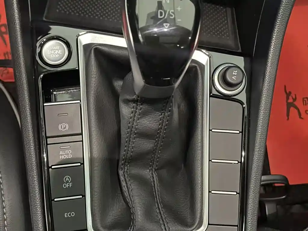 Volkswagen Sagitar — миниатюра 14