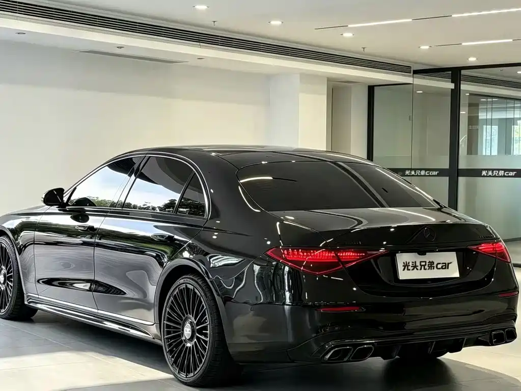 Mercedes-Benz S-Class — миниатюра 4