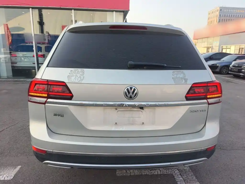 Volkswagen Teramont — миниатюра 6