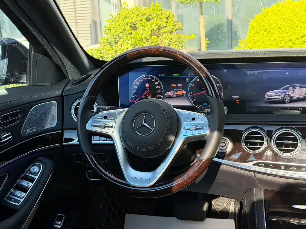 Mercedes-Benz S-Class — миниатюра 9