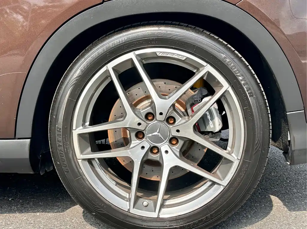 Mercedes-Benz GLA AMG — миниатюра 19