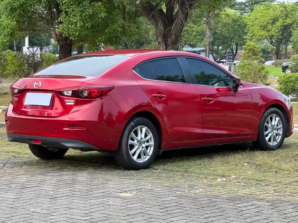 Mazda 3 Axela — миниатюра 10