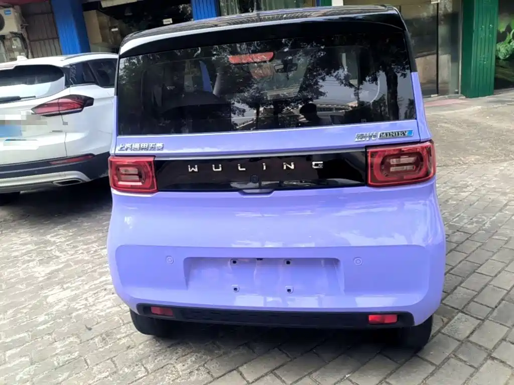 Wuling MINIEV — миниатюра 6