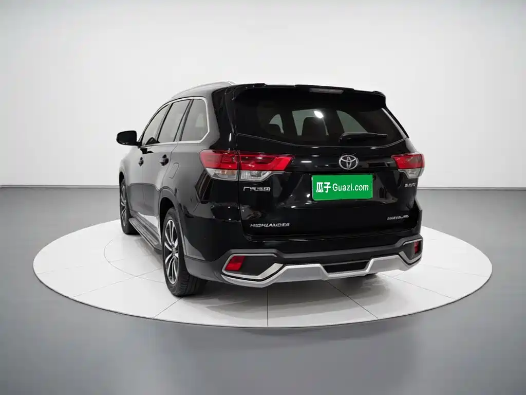 Toyota Highlander — миниатюра 4