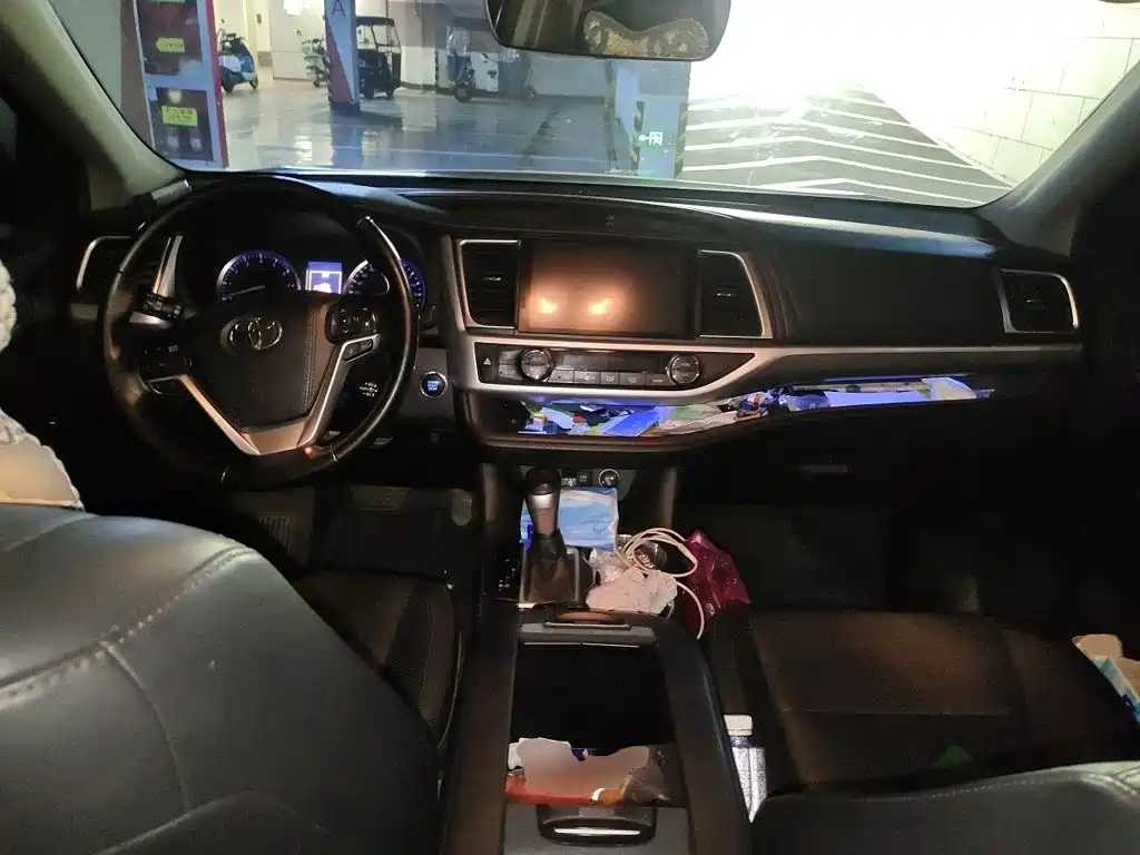 Toyota Highlander — миниатюра 10