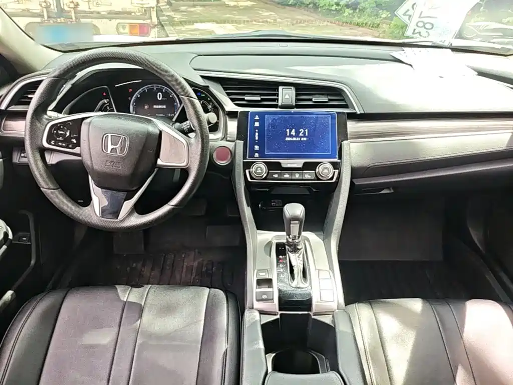 Honda Civic — миниатюра 10