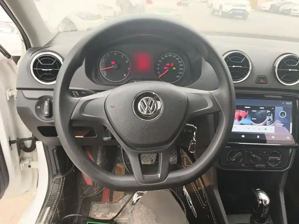 Volkswagen Jetta — миниатюра 11
