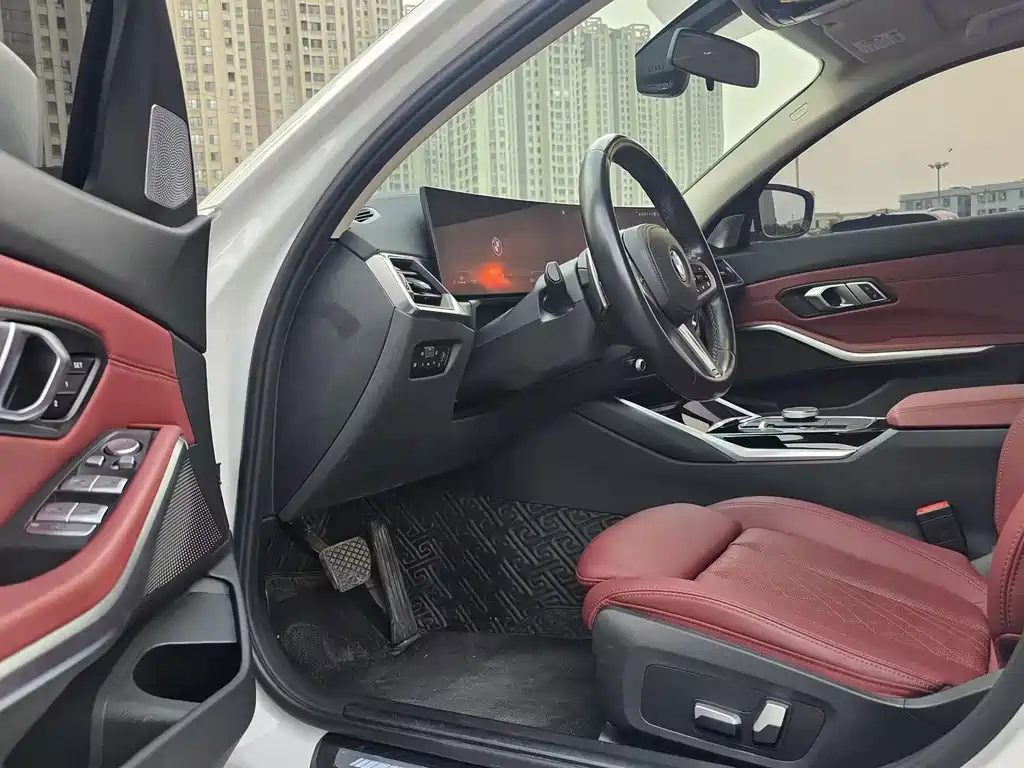 BMW 3 Series — миниатюра 4