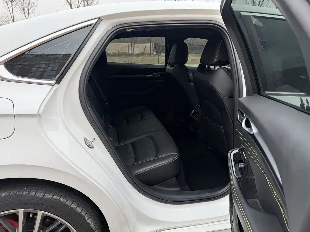 GEELY AUTOMOBILE XINGRUI