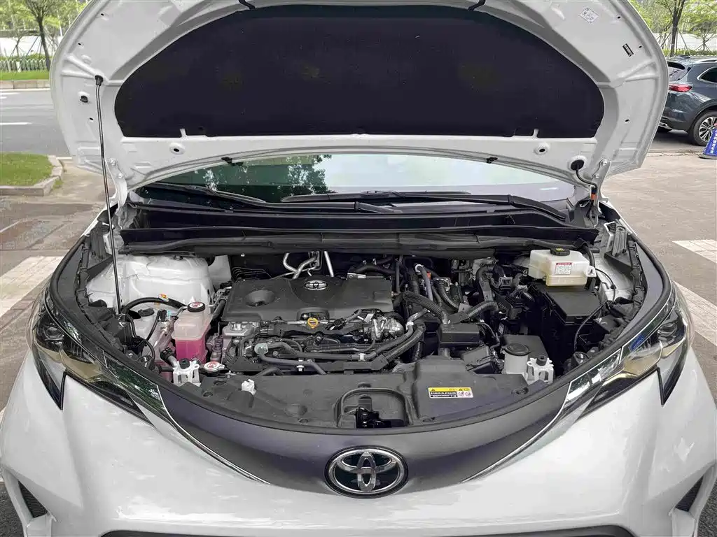 Toyota Granvia — миниатюра 33