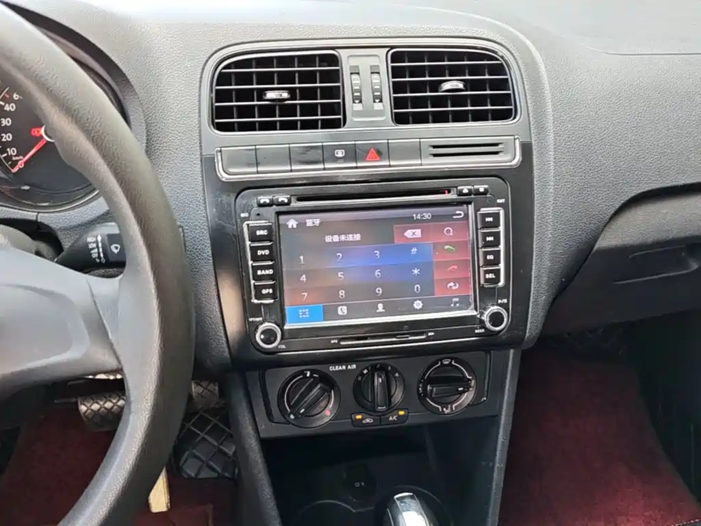 Volkswagen Polo — миниатюра 13