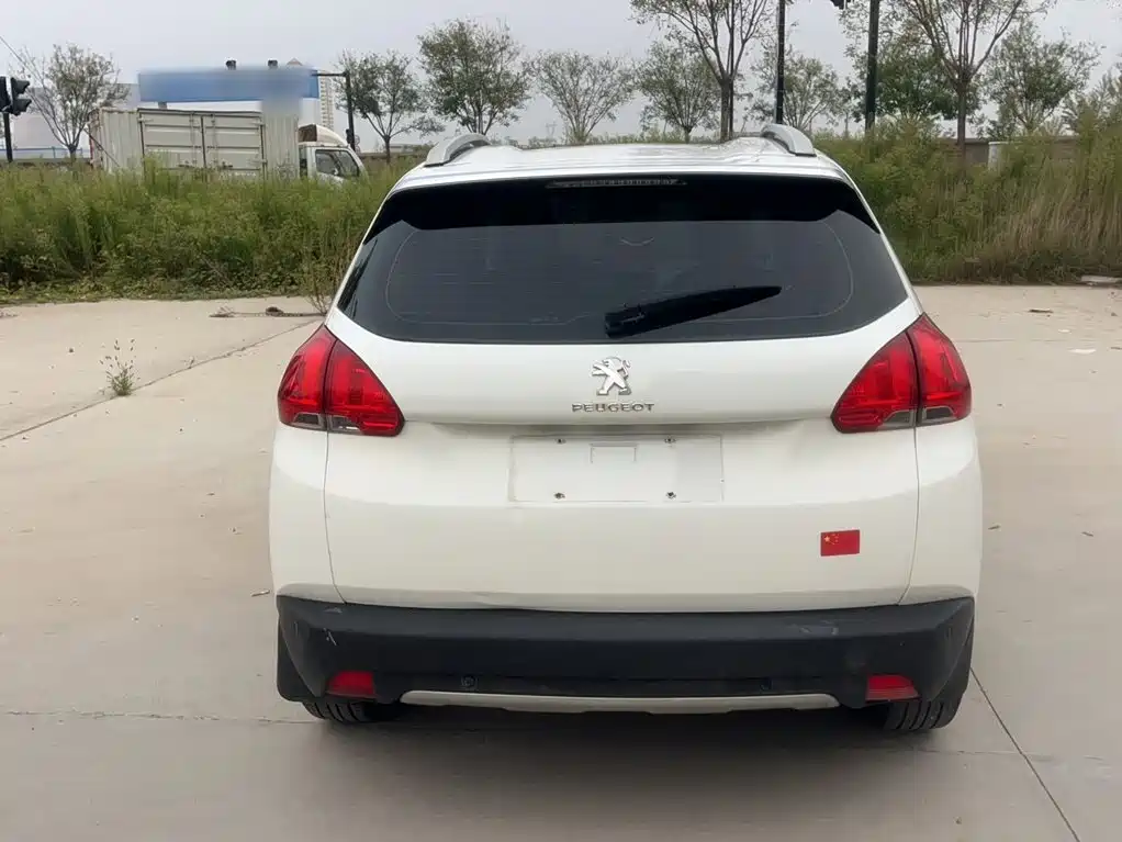 Peugeot 2008 — миниатюра 12