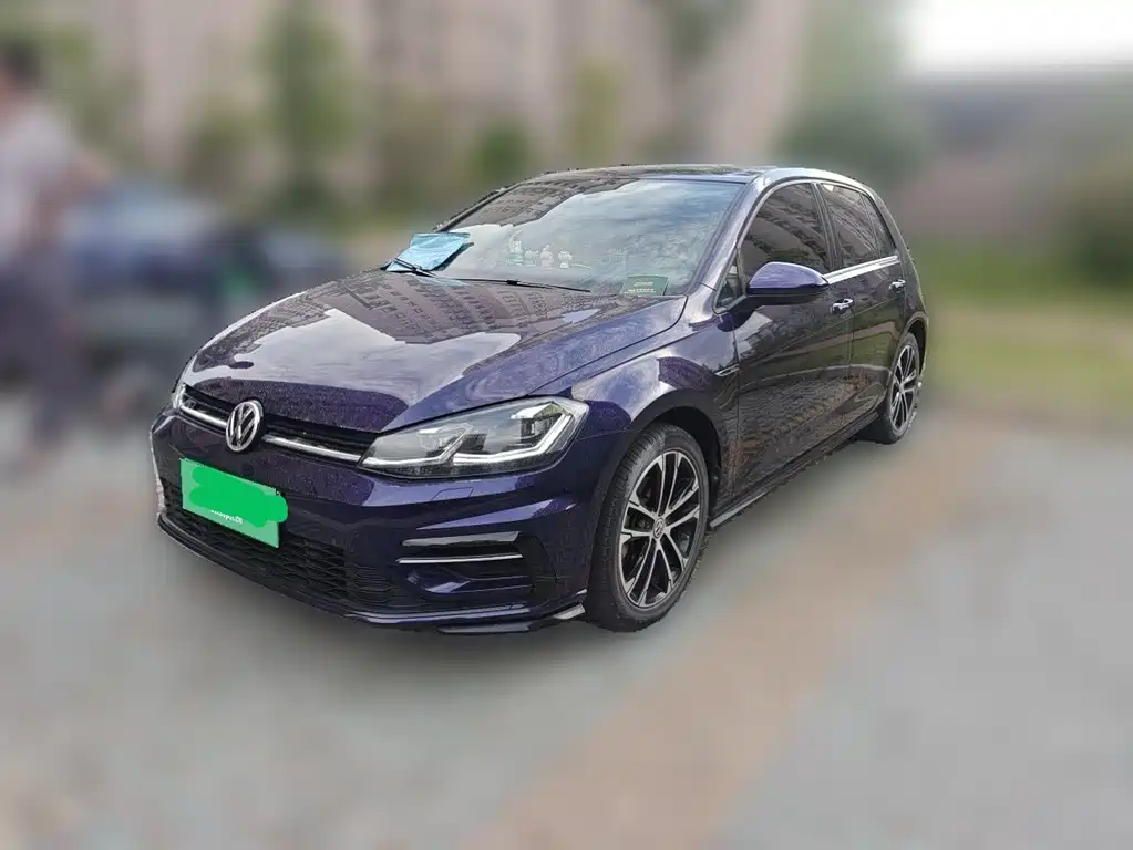 Купить Volkswagen Golf