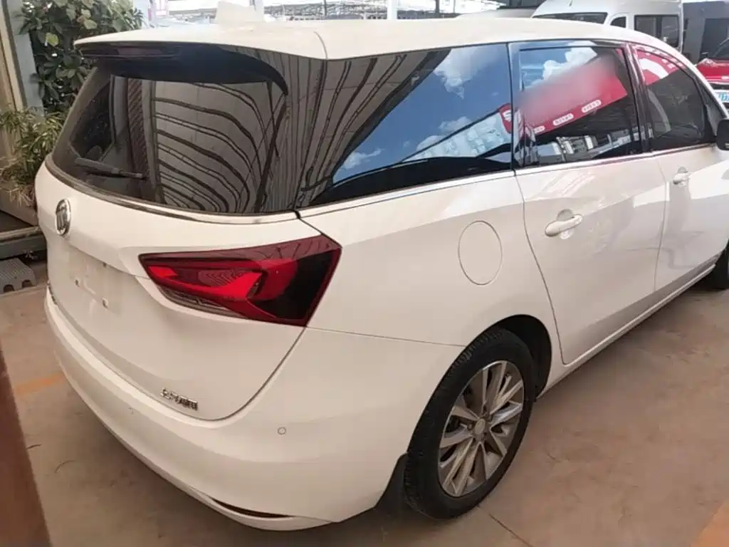 Buick GL6 — миниатюра 7