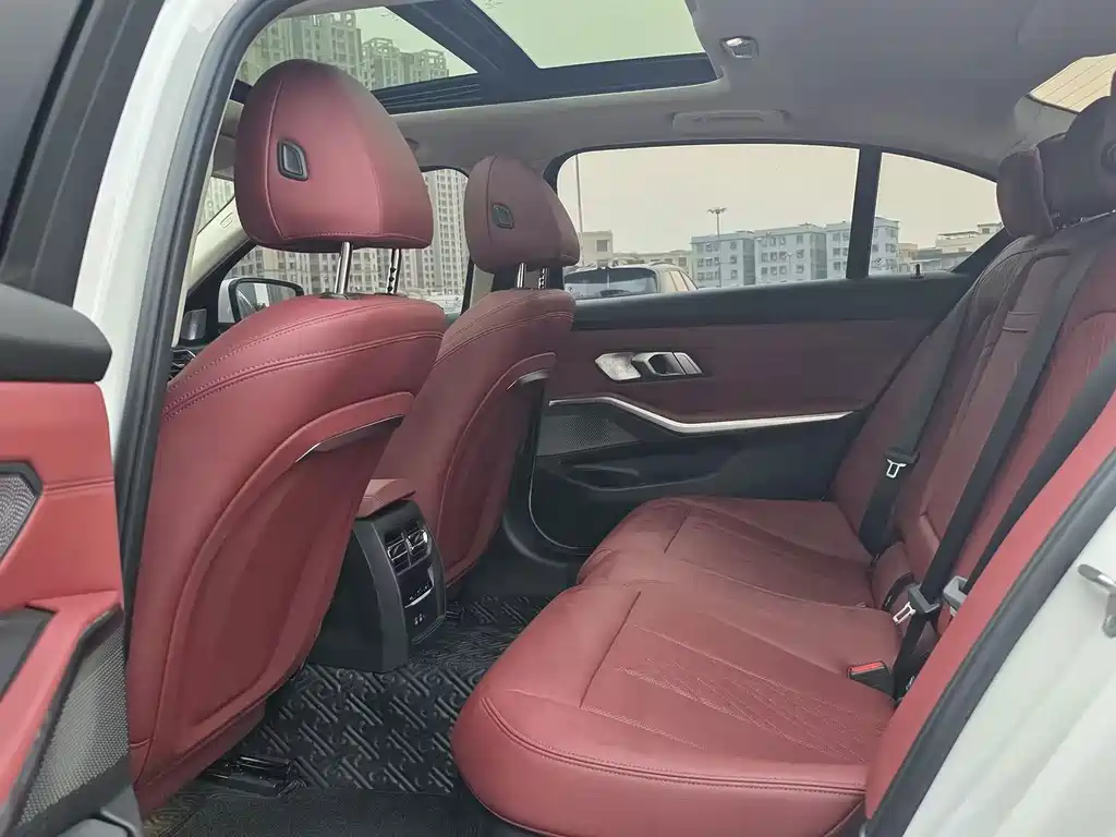 BMW 3 Series — миниатюра 5