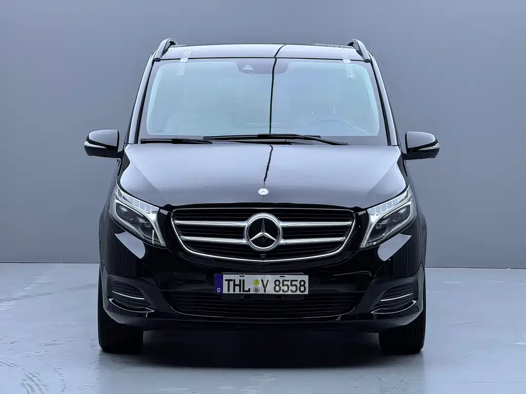 Mercedes-Benz V-Class — миниатюра 2