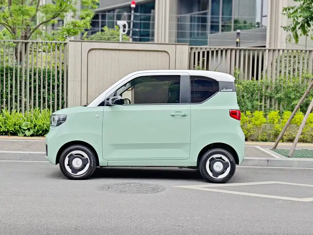 Wuling MINIEV — миниатюра 3