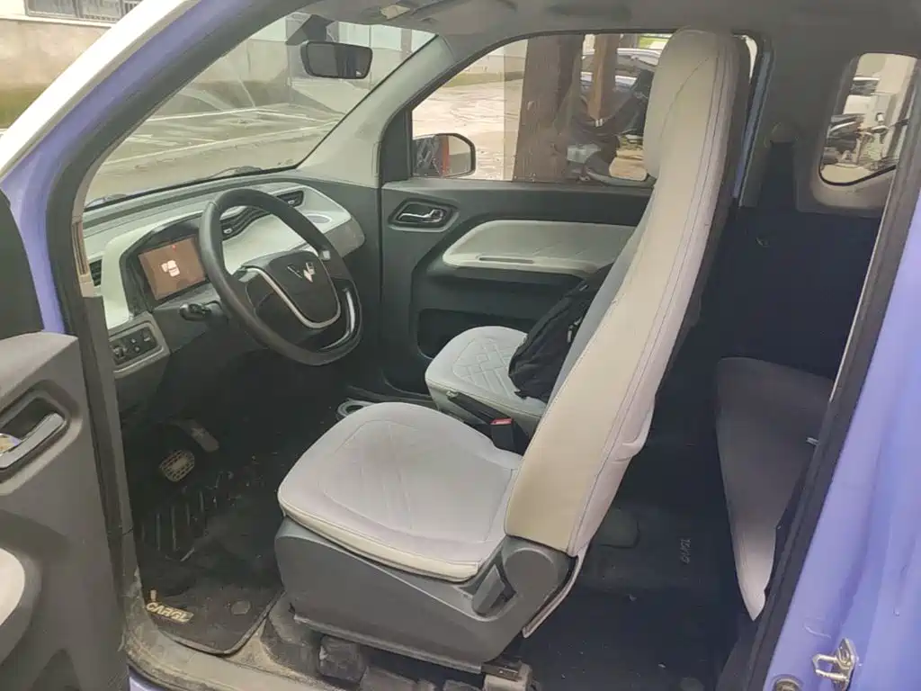 Wuling MINIEV — миниатюра 15