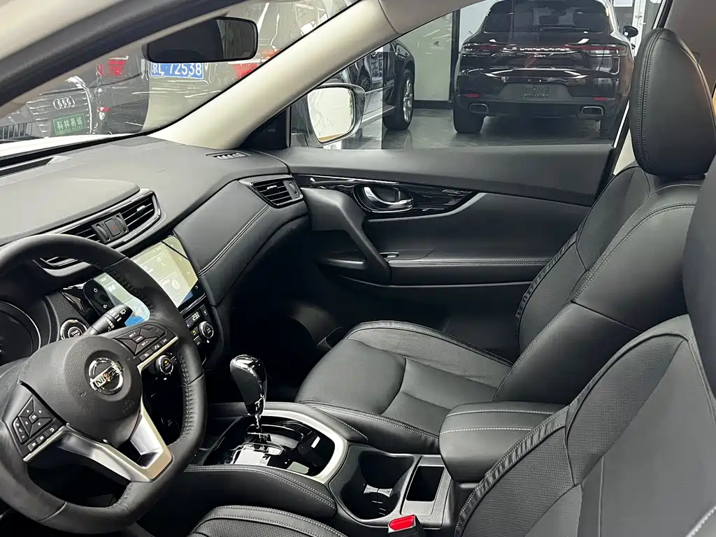 Nissan X-Trail — миниатюра 16