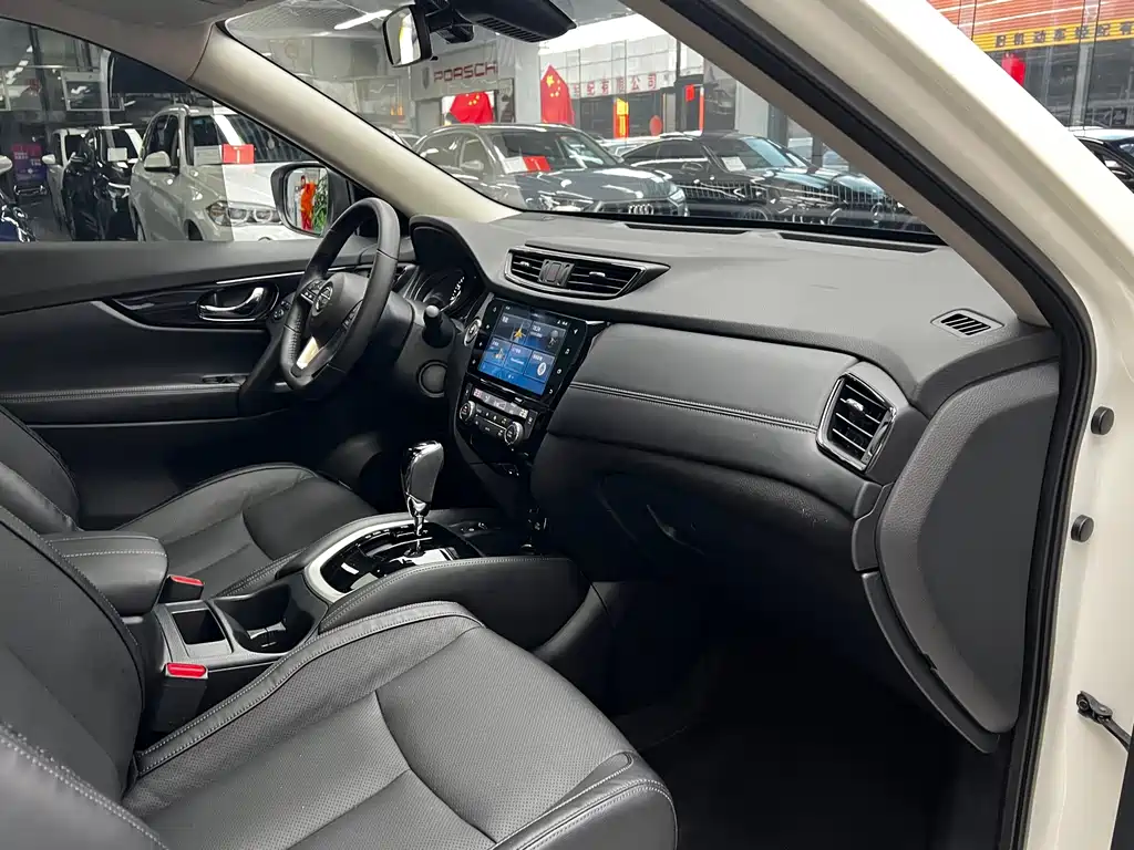 Nissan X-Trail — миниатюра 24