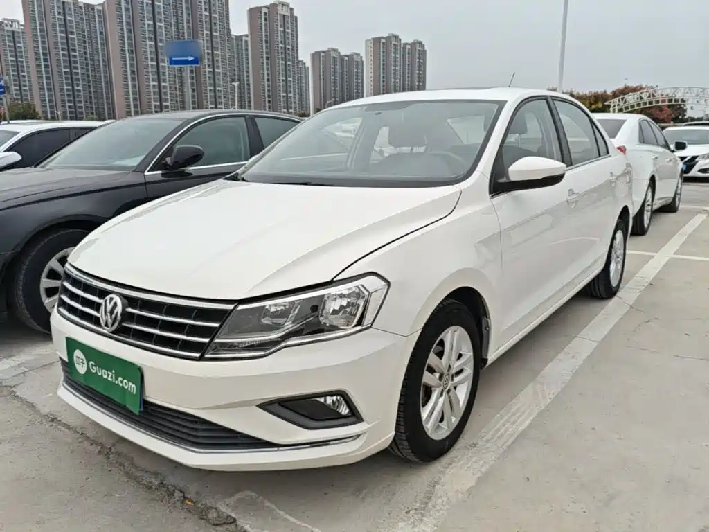 Volkswagen Jetta — миниатюра 2