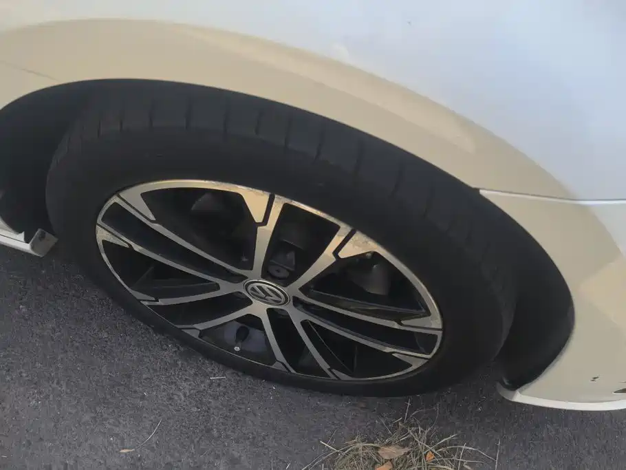 Volkswagen Golf — миниатюра 6