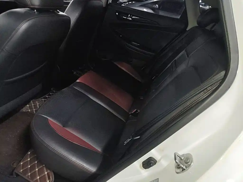 Changan Eado XT — миниатюра 17