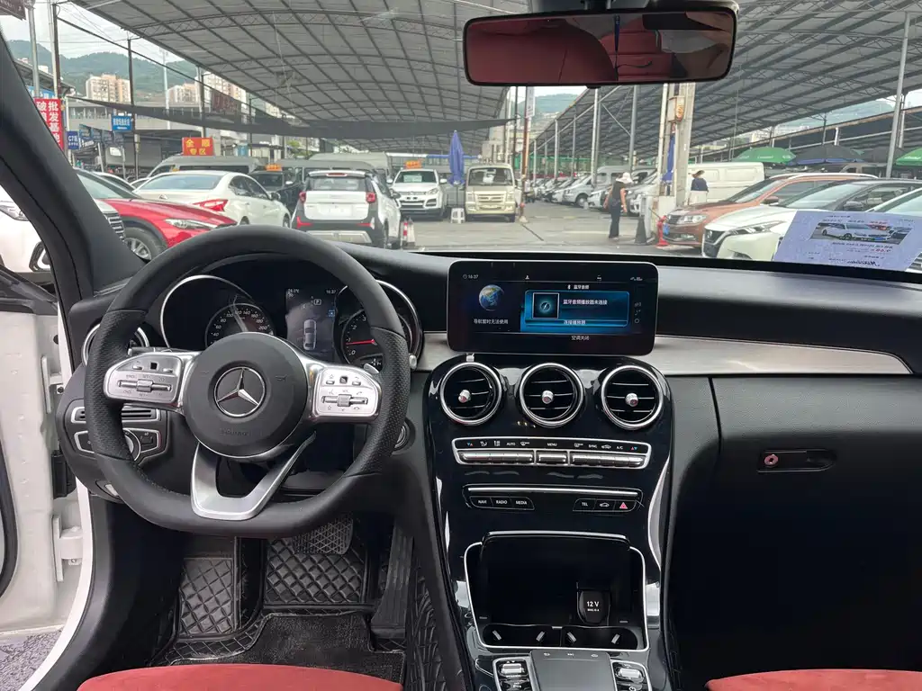 Mercedes-Benz C-Class — миниатюра 10